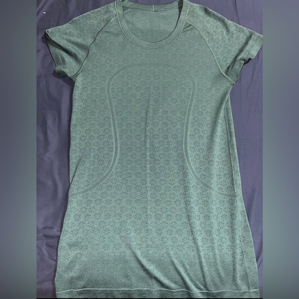 Lululemon Swiftly Tech size 10